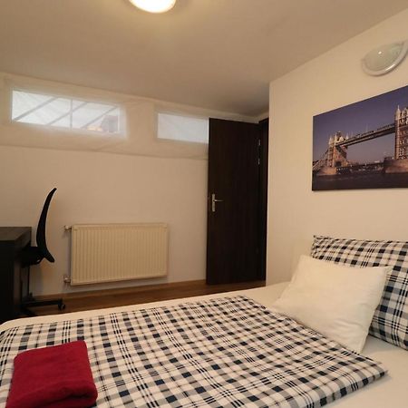 New Guest House A In Kiraly Street 106 Boedapest Buitenkant foto