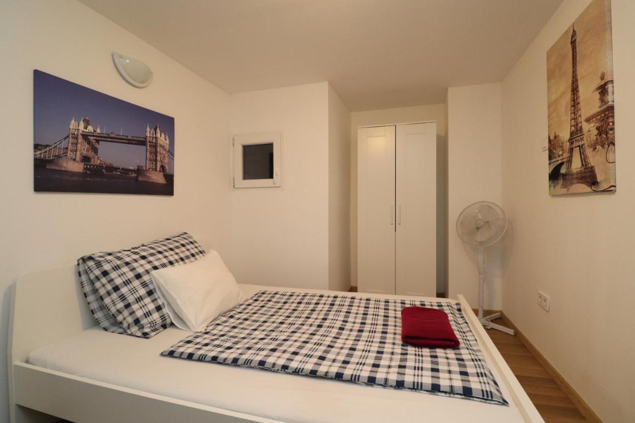 New Guest House A In Kiraly Street 106 Boedapest Buitenkant foto