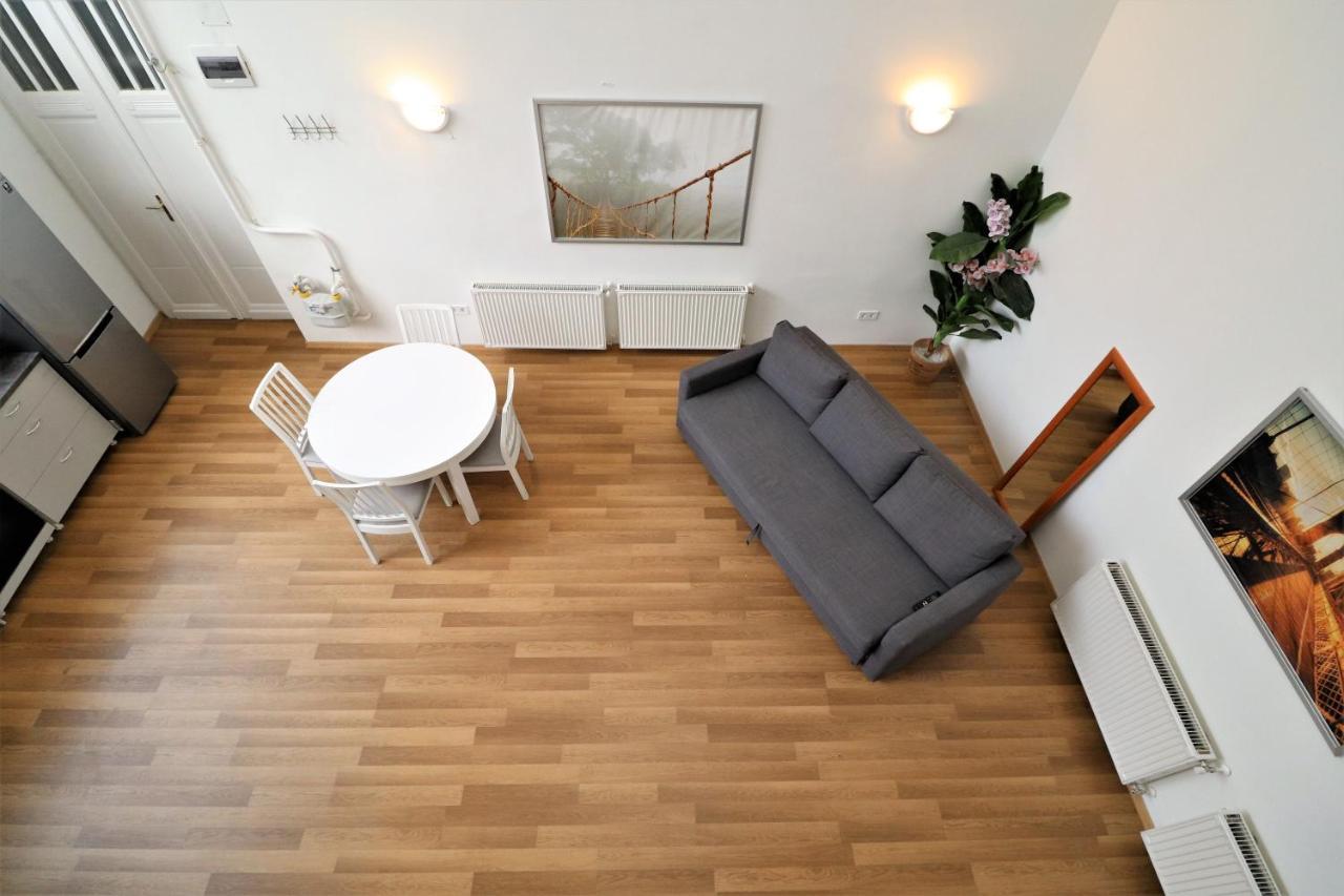 New Guest House A In Kiraly Street 106 Boedapest Buitenkant foto