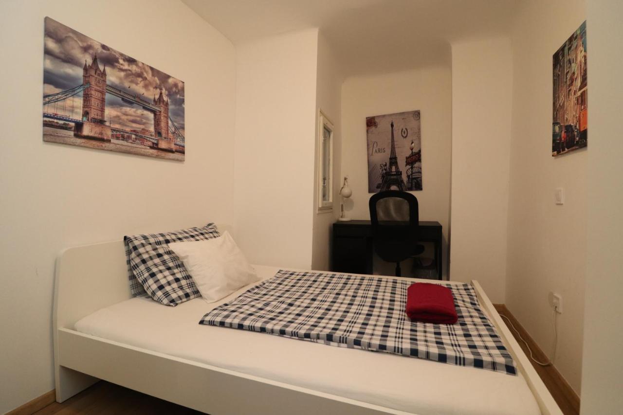 New Guest House A In Kiraly Street 106 Boedapest Buitenkant foto