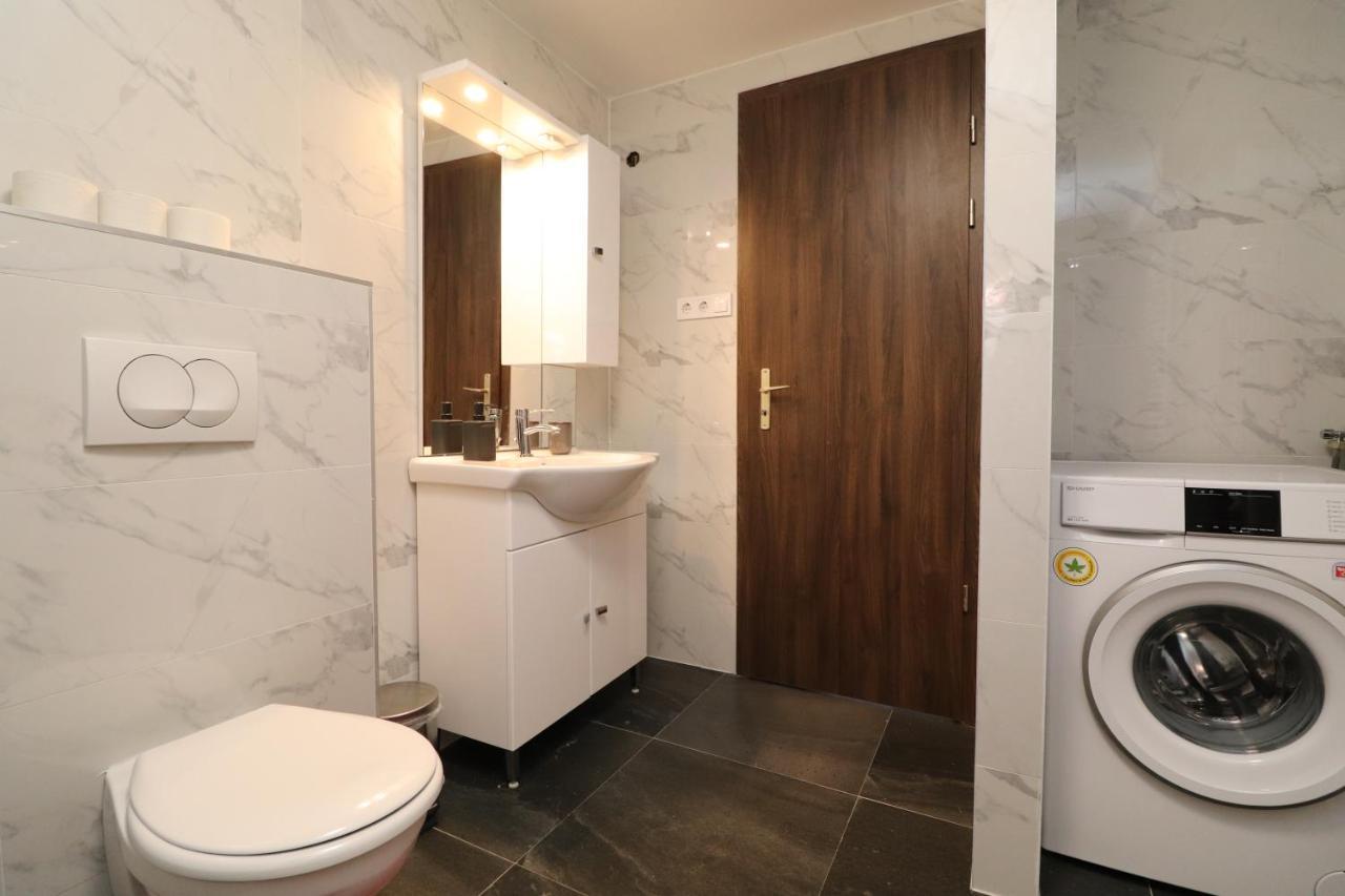 New Guest House A In Kiraly Street 106 Boedapest Buitenkant foto